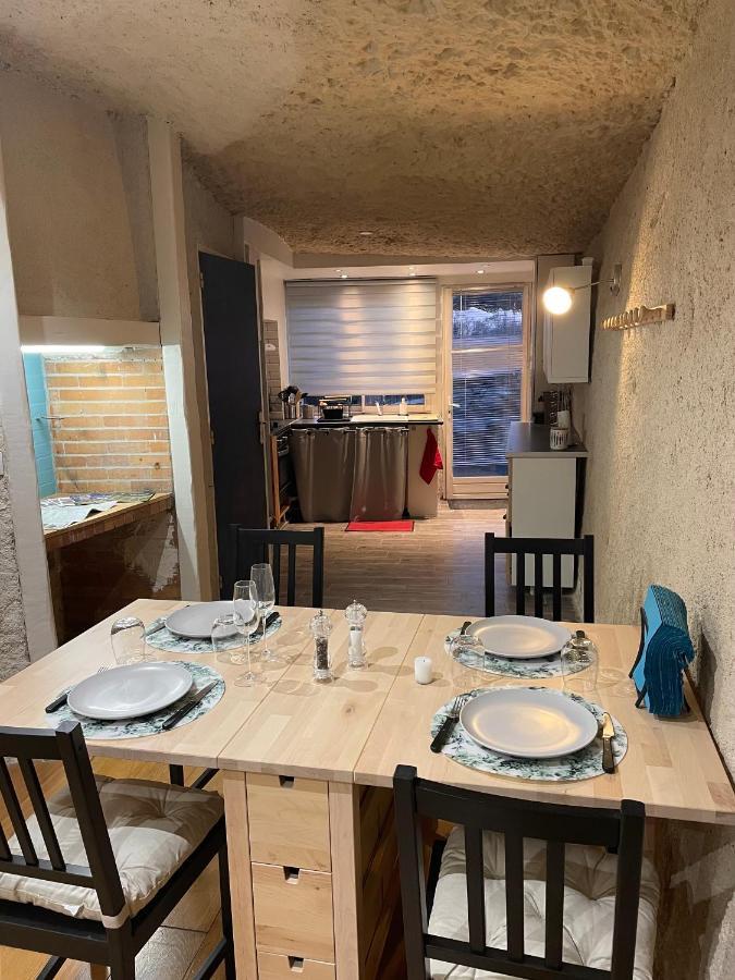 Apartmán Troglodyte Du Petit Coteau Vouvray Exteriér fotografie