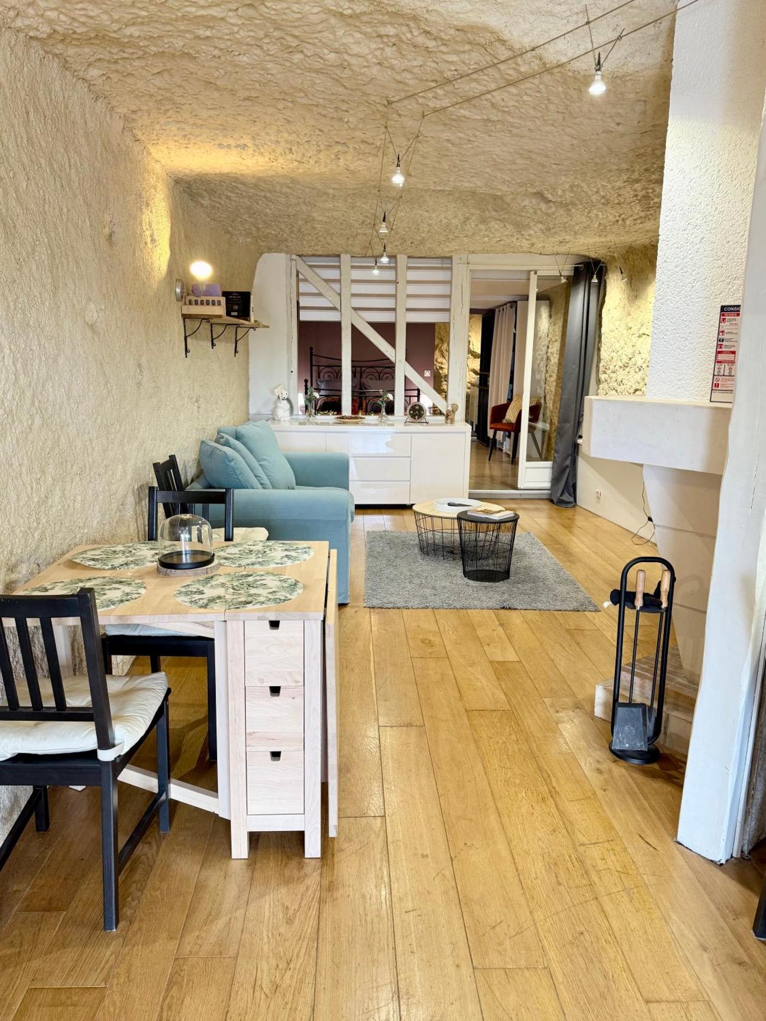 Apartmán Troglodyte Du Petit Coteau Vouvray Exteriér fotografie