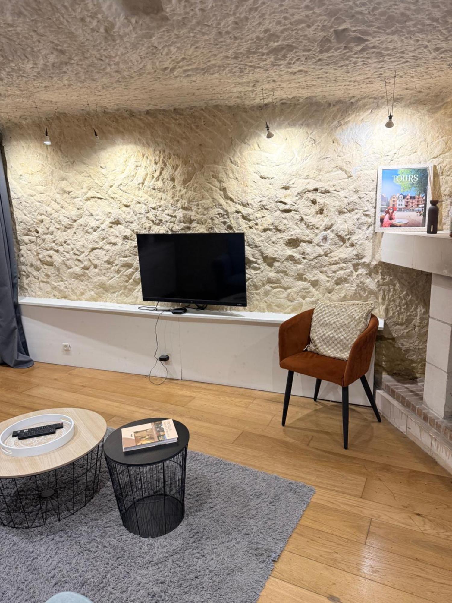 Apartmán Troglodyte Du Petit Coteau Vouvray Exteriér fotografie